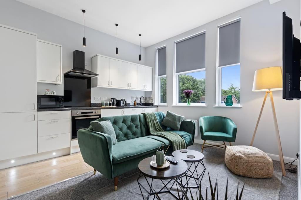 Modern King With Free Parking 6 Apartment